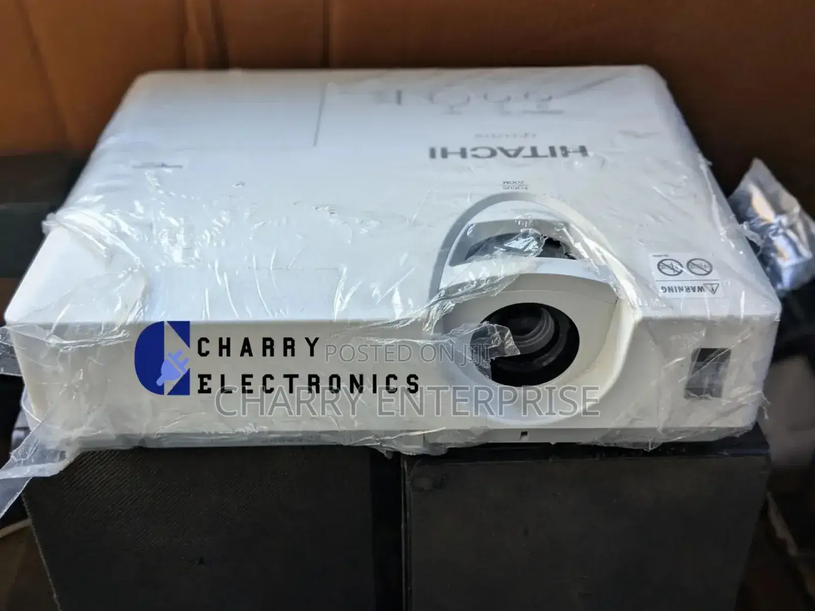 HITACHI High Performance Projector Full HD Display 
used