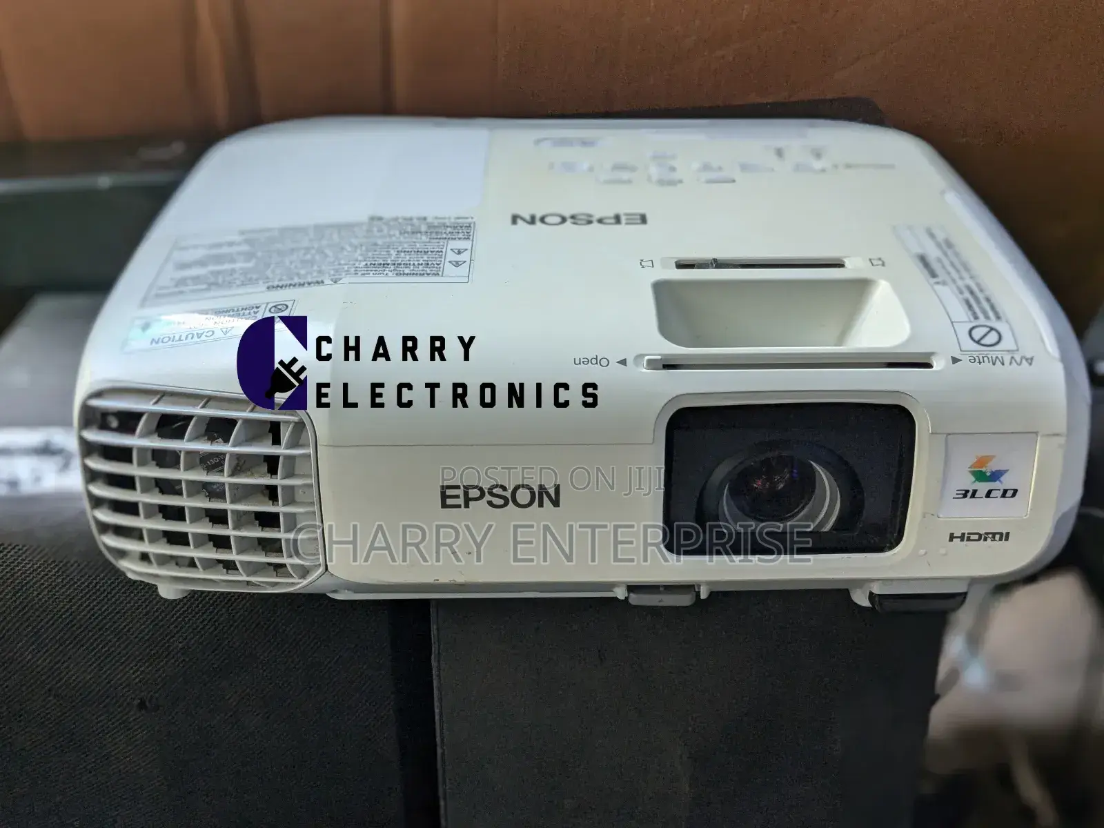  EPSON Projector Eb-X27  Home Cinema Projector Used
