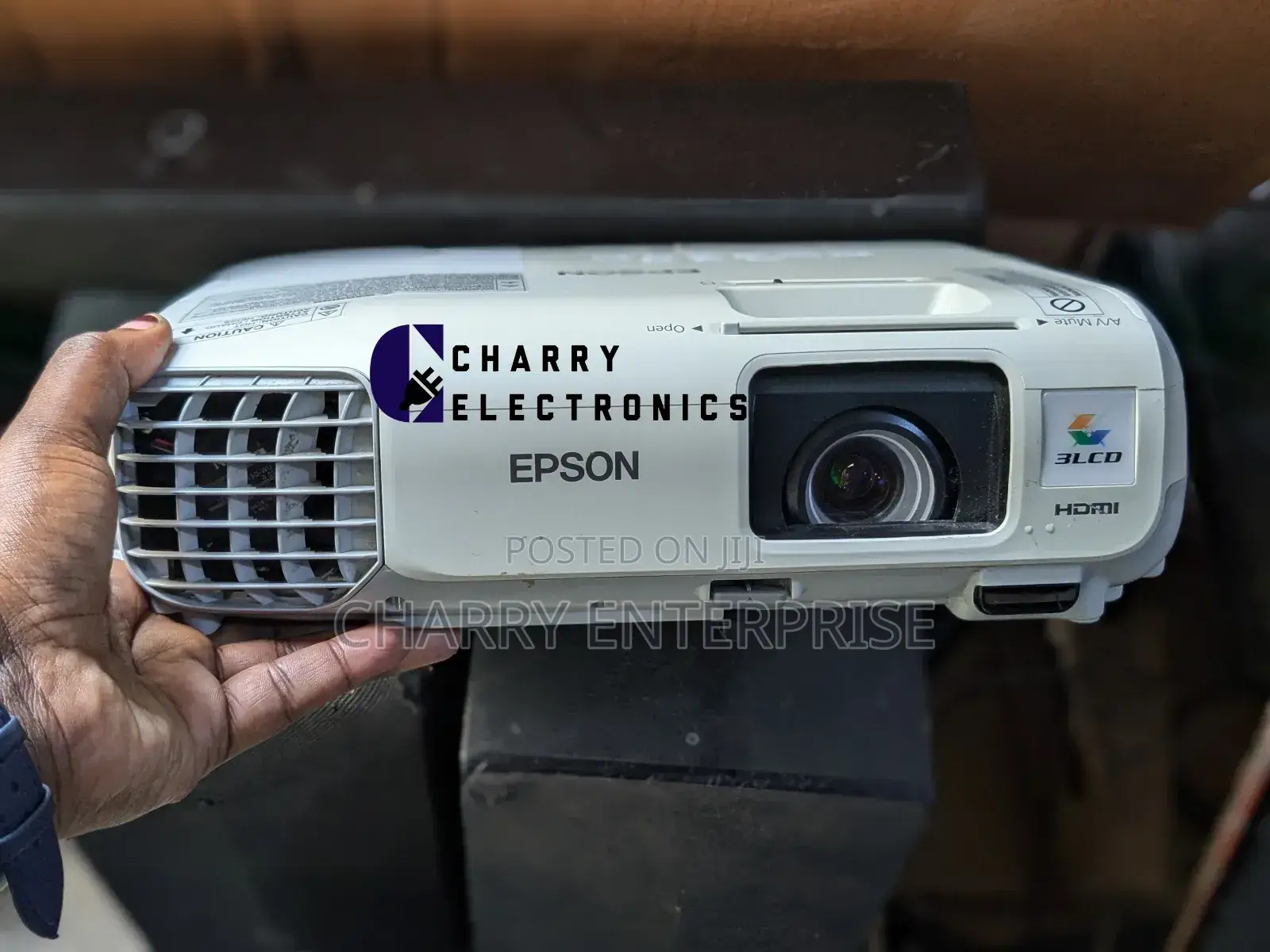  EPSON Projector Eb-X27  Home Cinema Projector Used