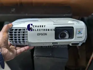  EPSON Projector Eb-X27  Home Cinema Projector Used