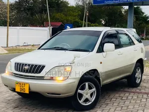 Toyota Harrier 2004 White