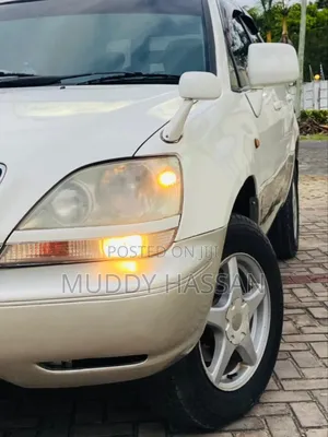 Toyota Harrier 2004 White