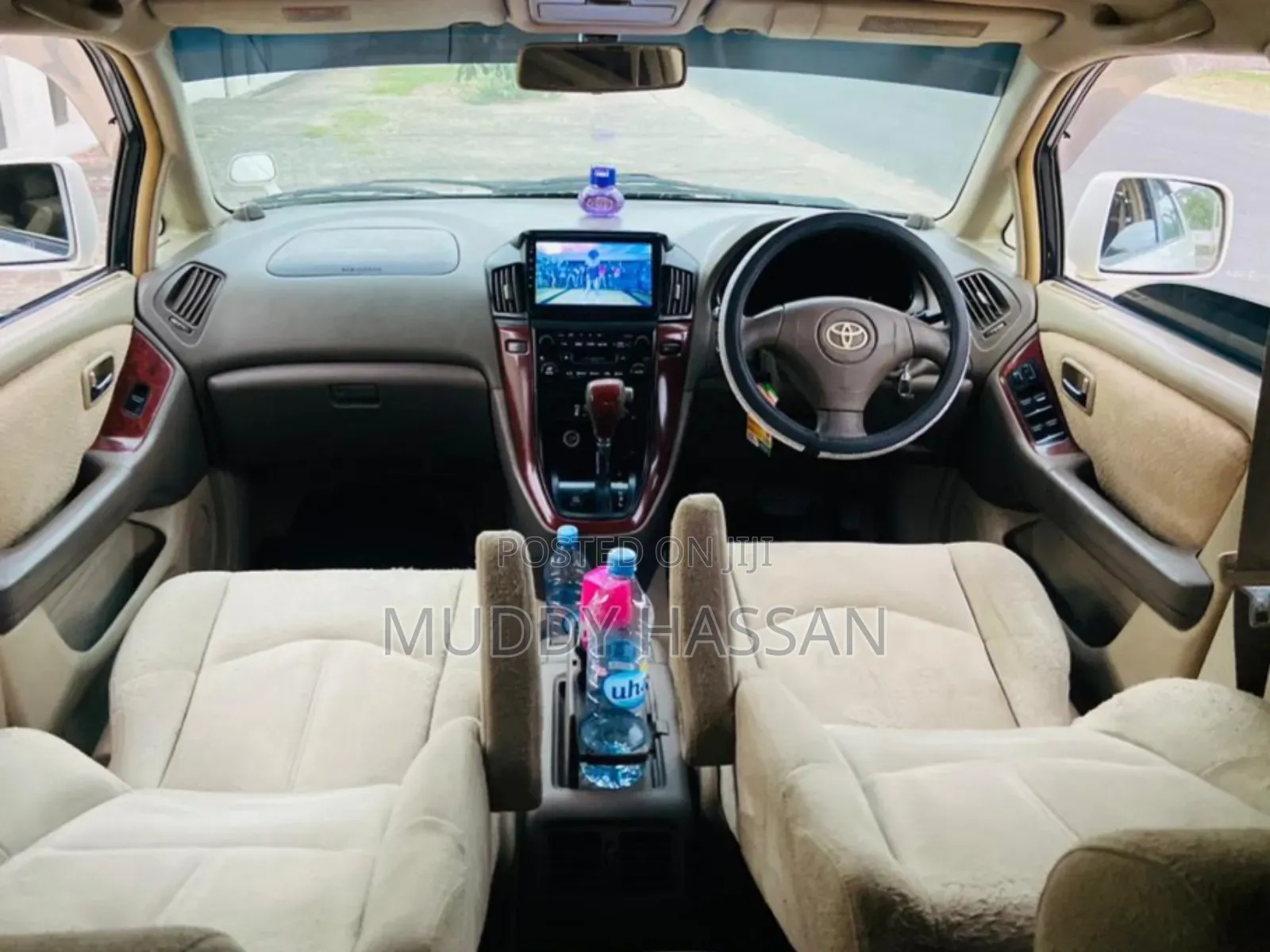 Toyota Harrier 2004 White