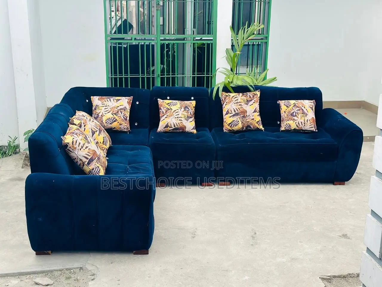 L Shape Sofa Zipo Tayari Bei Zetu Ni Nafuu