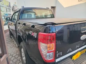 Ford Ranger 2010 Black