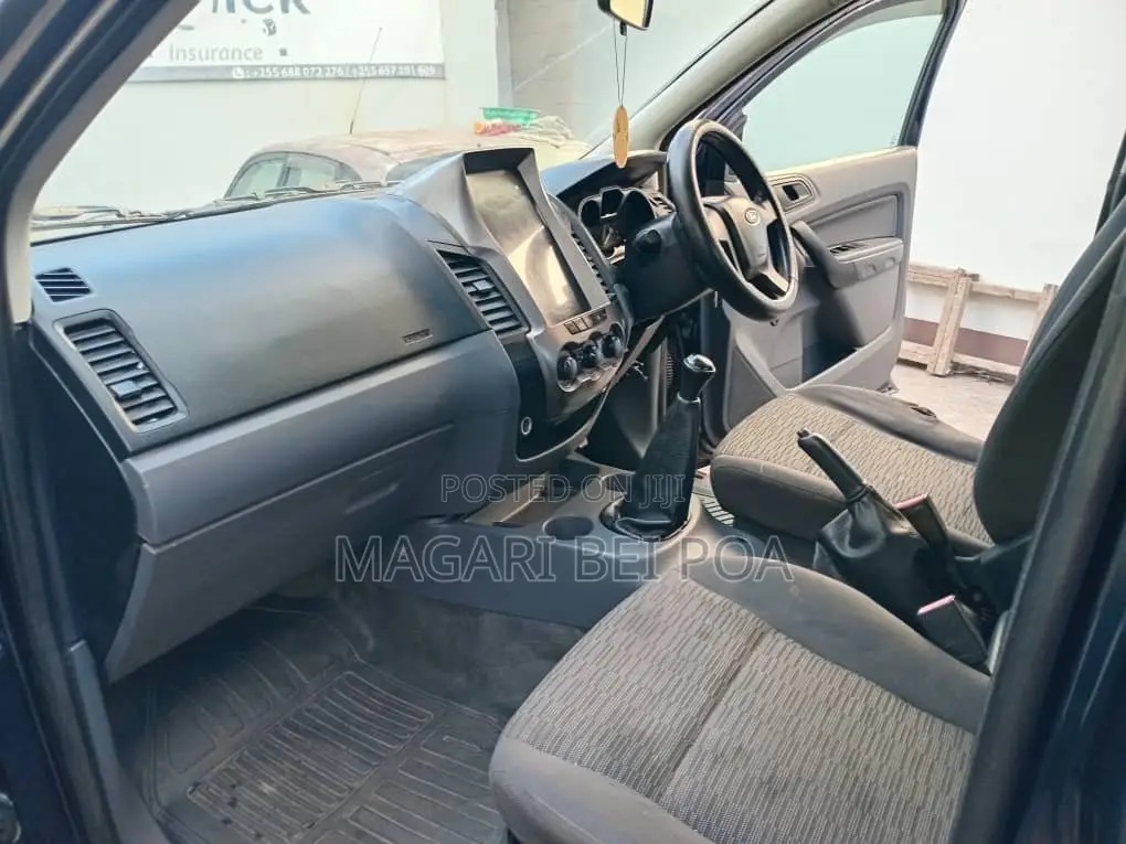 Ford Ranger 2010 Black