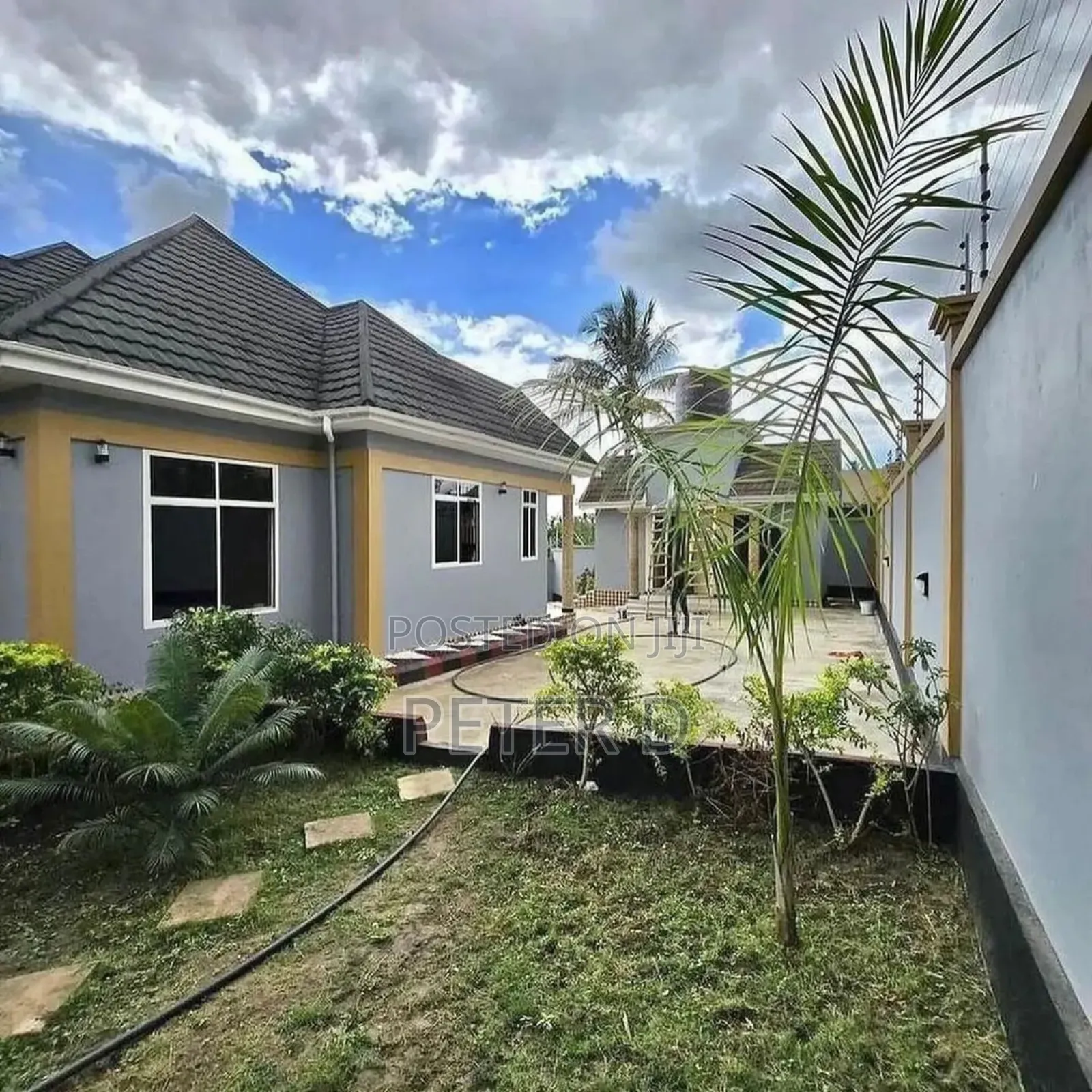4bdrm House in Goba for sale
