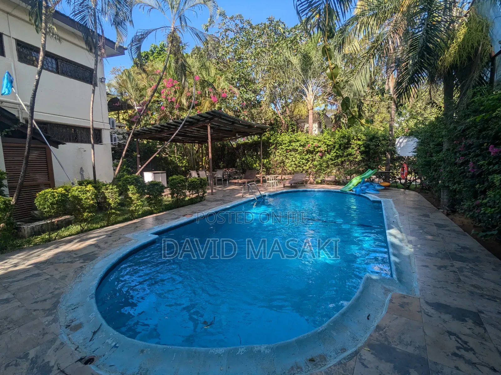 Furnished 4bdrm Villa in Villas Manor, Oyster Bay for rent