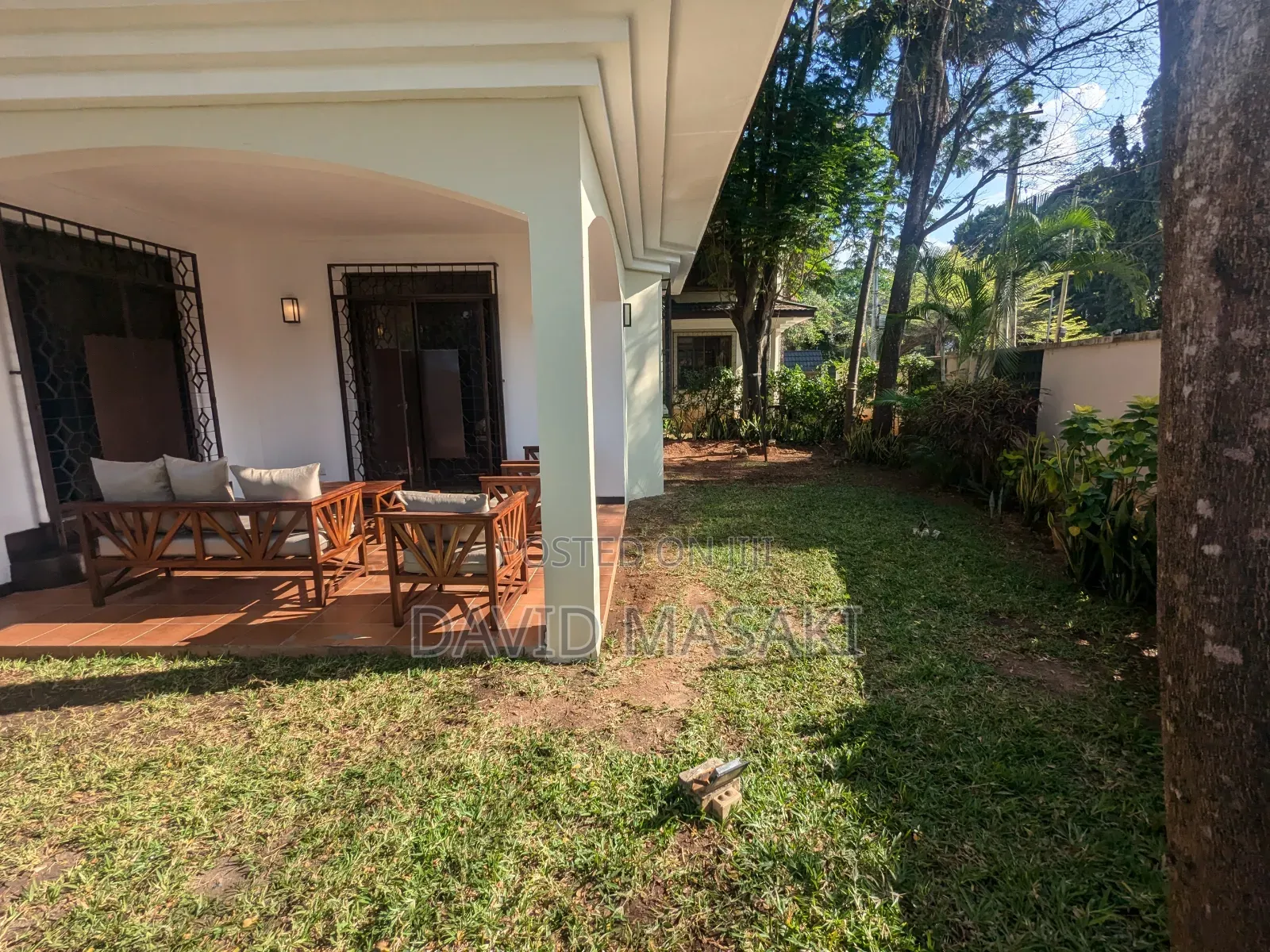 Furnished 4bdrm Villa in Villas Manor, Oyster Bay for rent