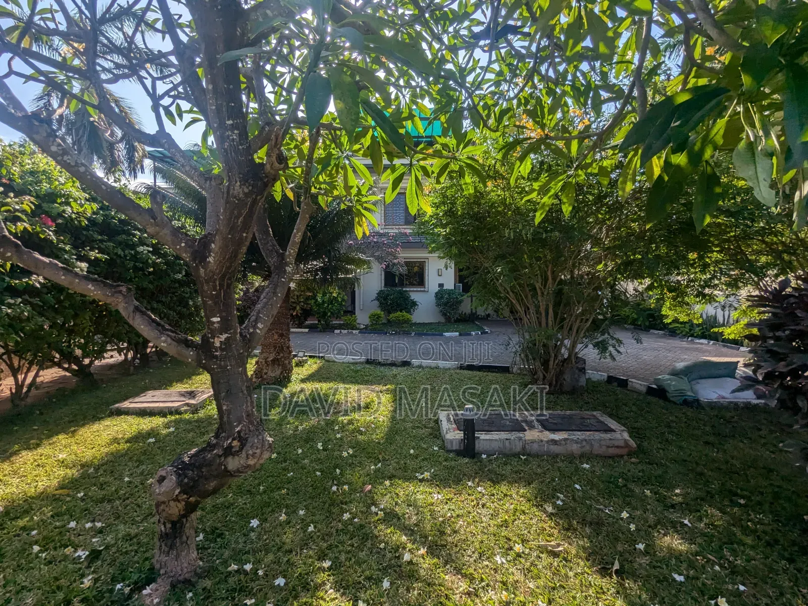 Furnished 4bdrm Villa in Villas Manor, Oyster Bay for rent