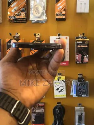 Infinix Hot 40i 128 GB Black