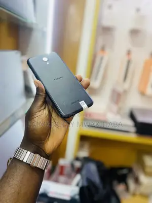 Kyocera Digno A 32 GB Black