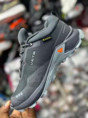 Mens Sneakers Watetproof VETO Original