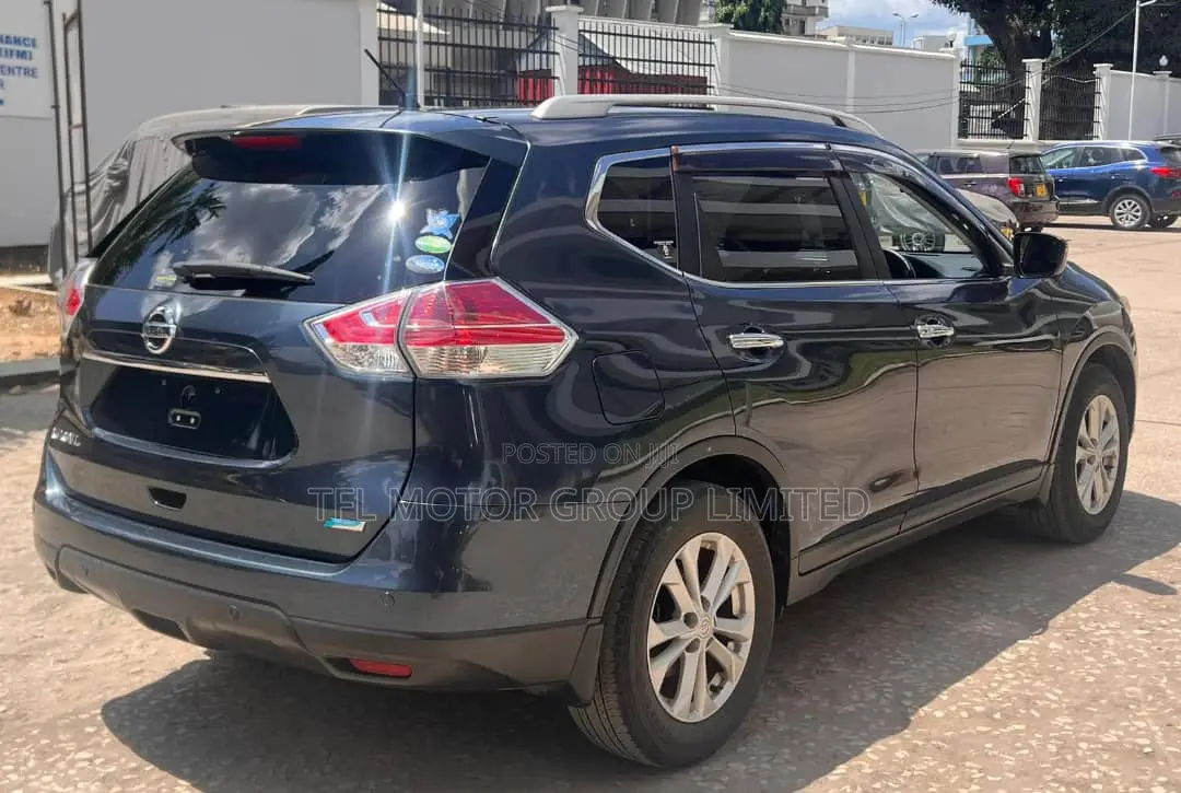 Nissan X-Trail 2013 Gray