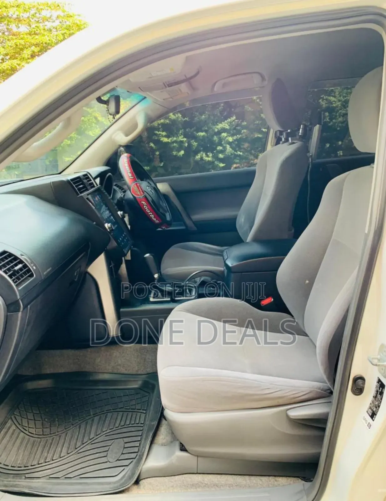 Toyota Land Cruiser Prado 2015 White