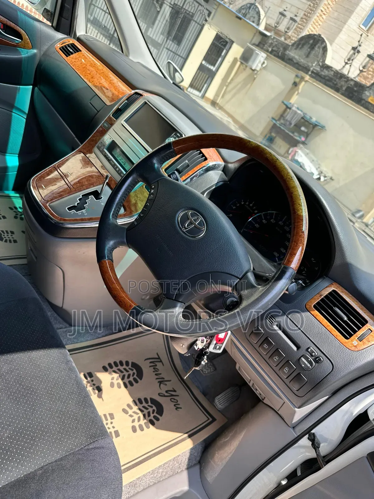 Toyota Alphard 2007 White