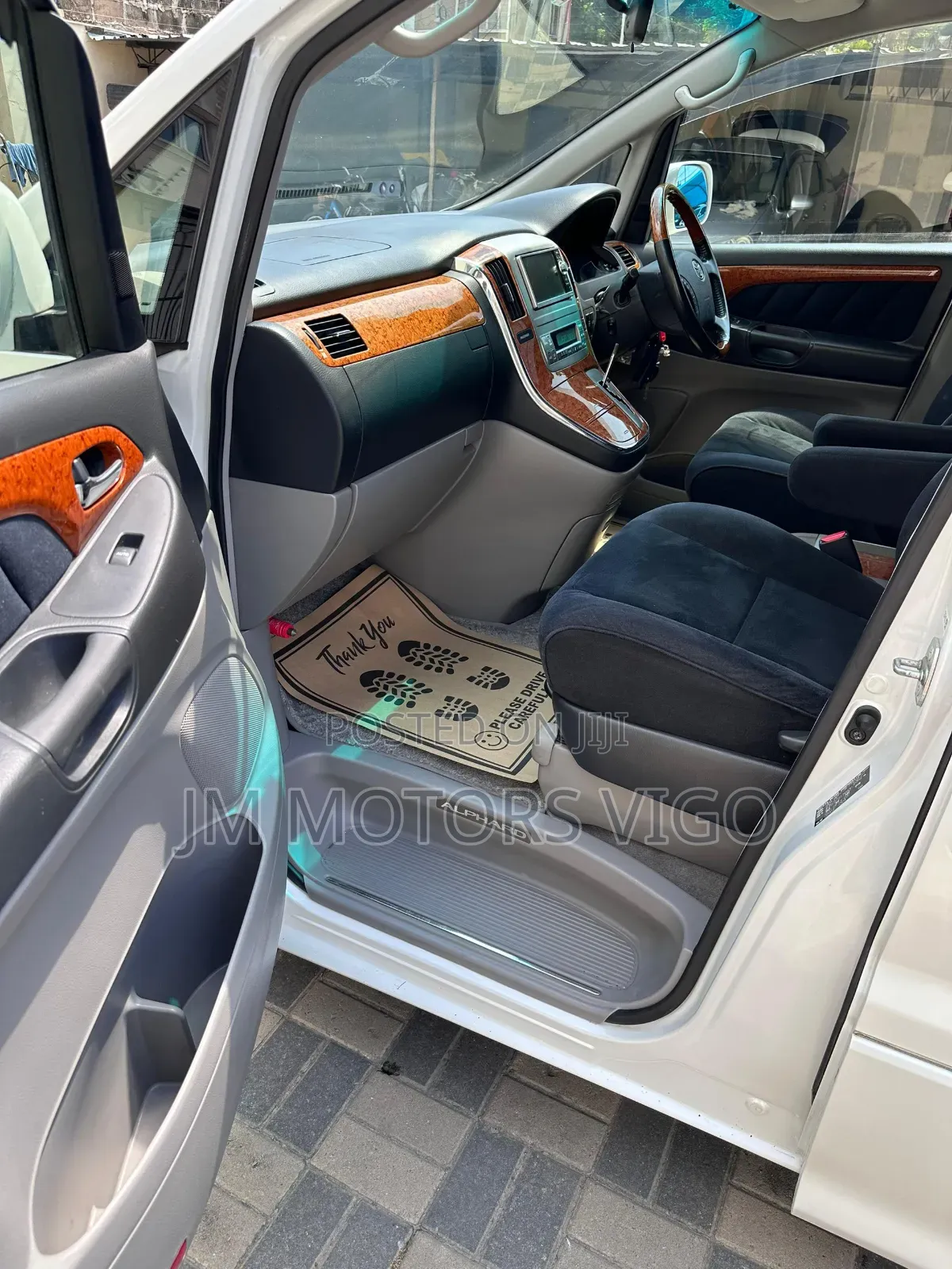 Toyota Alphard 2007 White