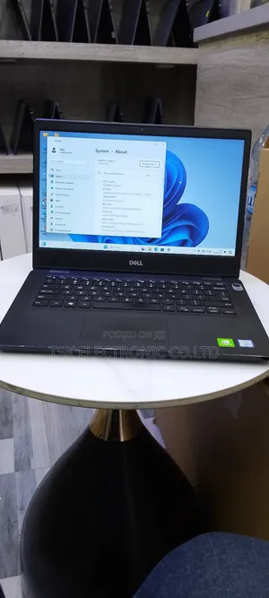 Laptop Dell Latitude 3400 16GB Intel Core I7 SSD 512GB