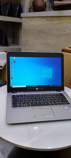 Laptop HP EliteBook 820 G3 8GB Intel Core I5 SSD 256GB