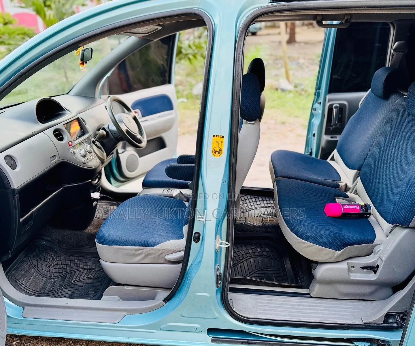 Toyota Sienta 2006 Blue