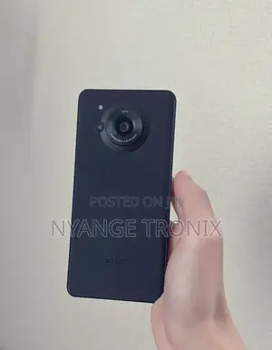 Sharp Aquos R7 128 GB Black