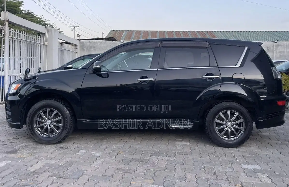 Mitsubishi Outlander Sport ES 2011 Black