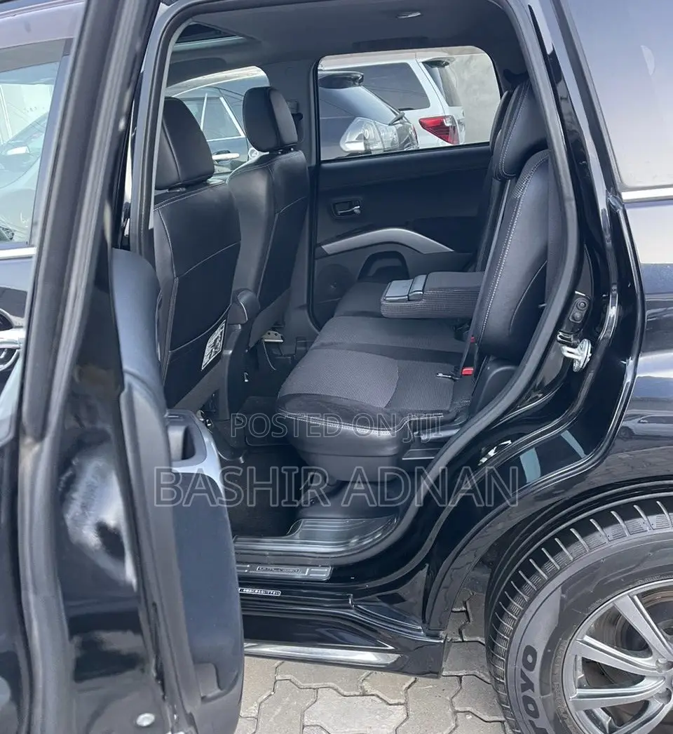 Mitsubishi Outlander Sport ES 2011 Black