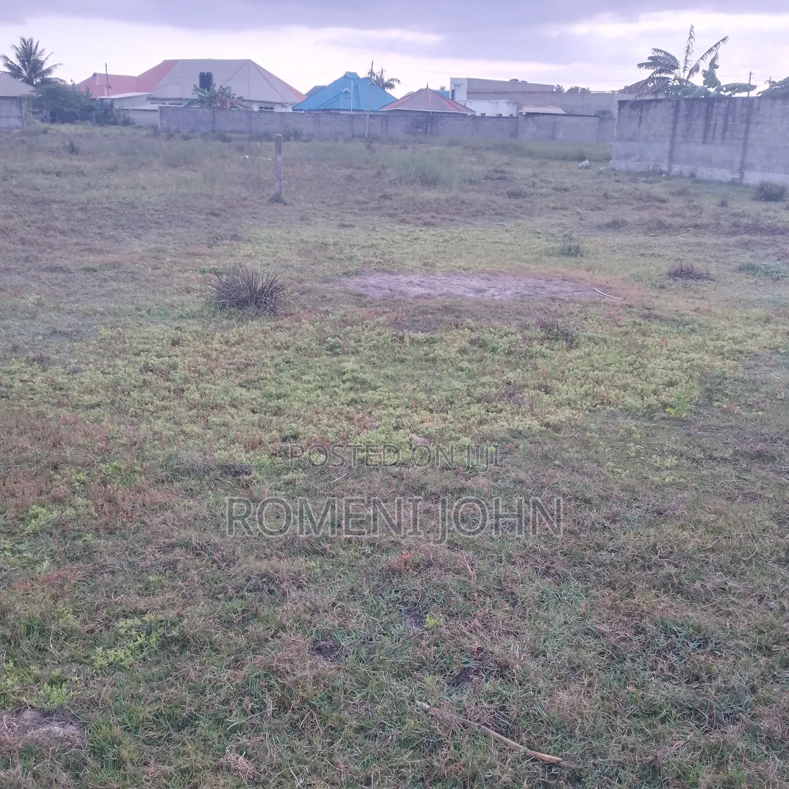 Kiwanja Sqmita 350 Kinauzwa Milioni 6 Viwege.