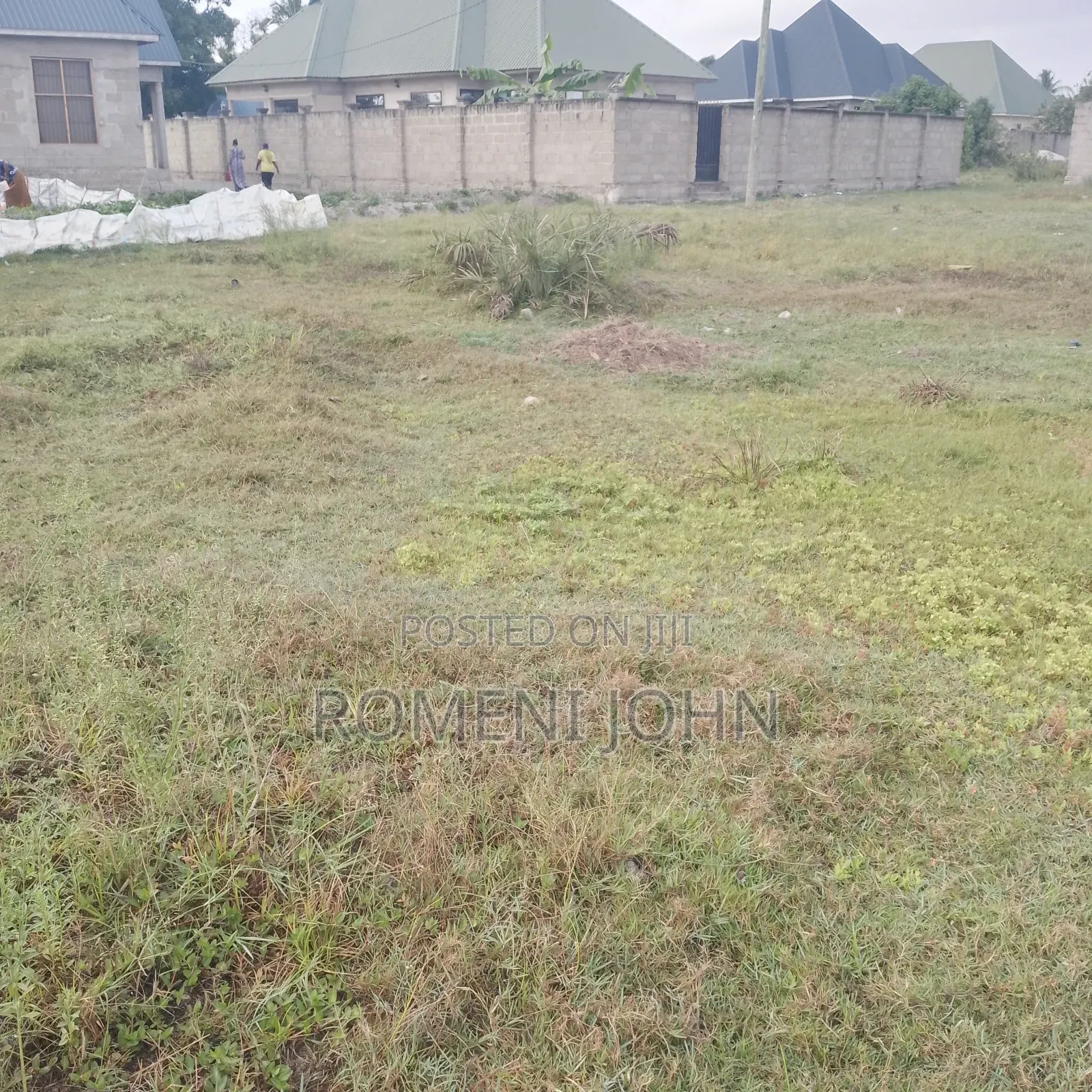 Kiwanja Sqmita 350 Kinauzwa Milioni 6 Viwege.