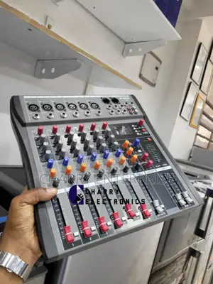 YAMAHA POWERFUL Music Mixer 6 Channel / Njia 6
