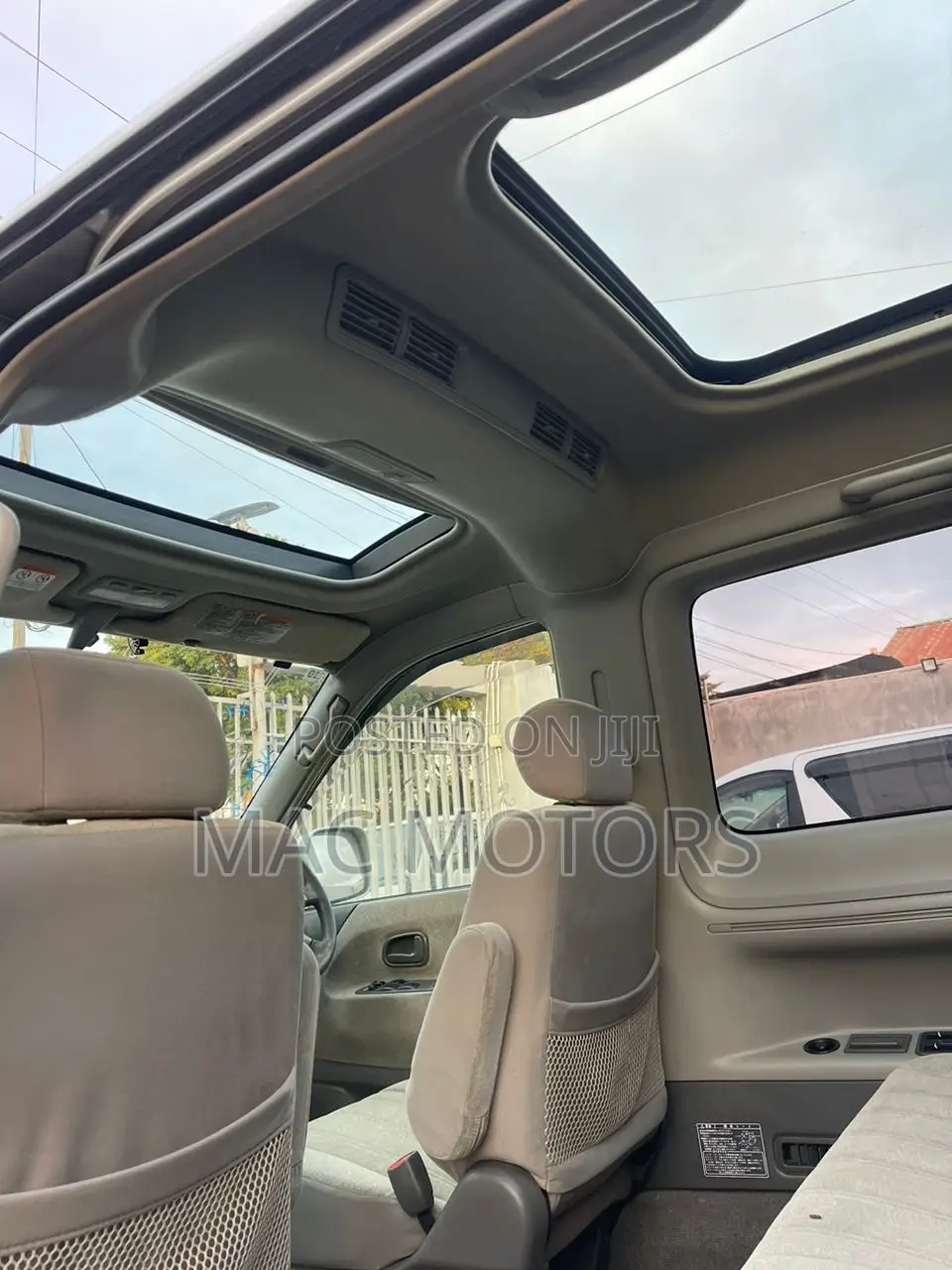Toyota Noah 2.0 FWD (8 Seater) 2002 Silver