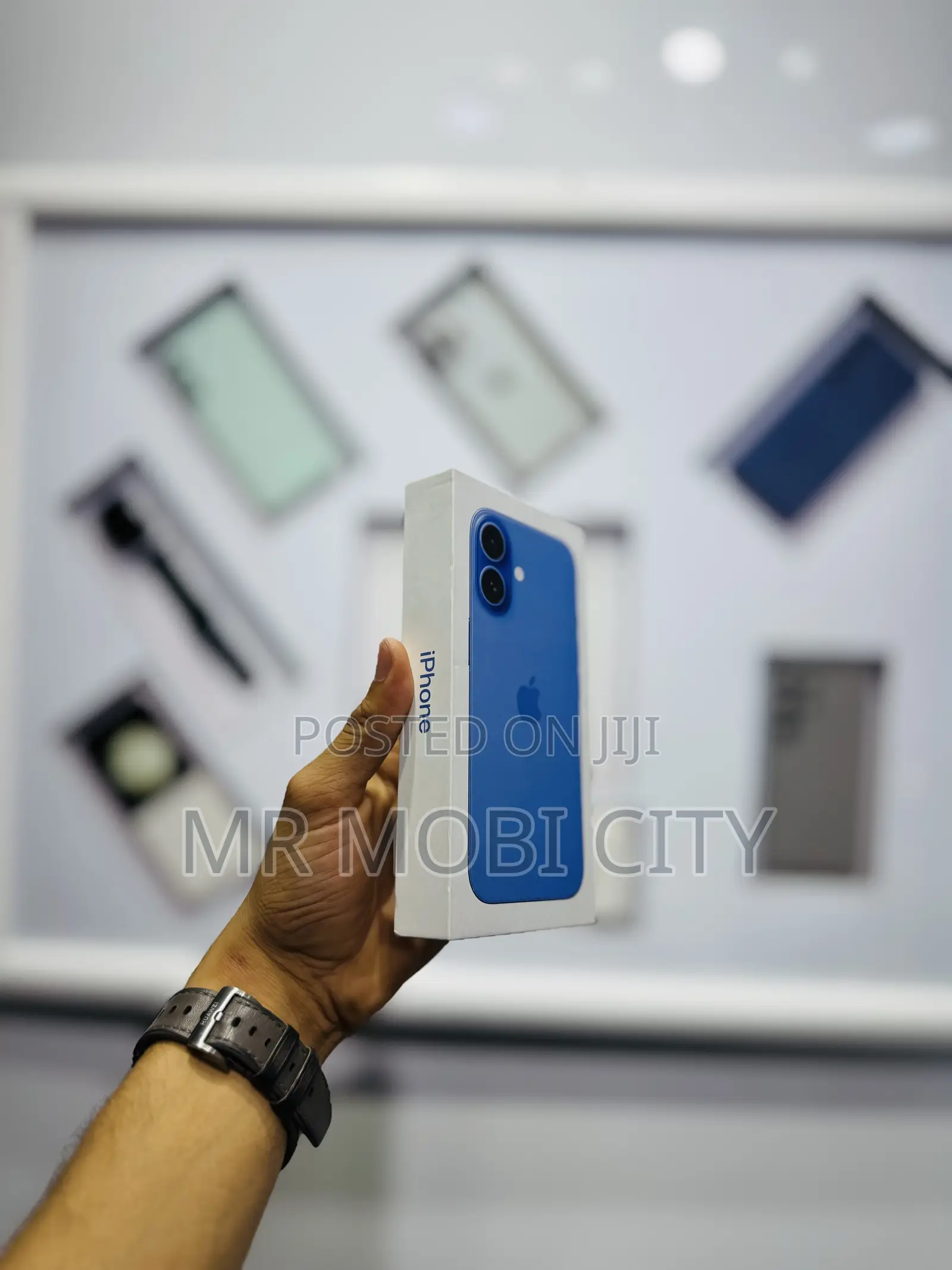 New Apple iPhone 16 128 GB Blue