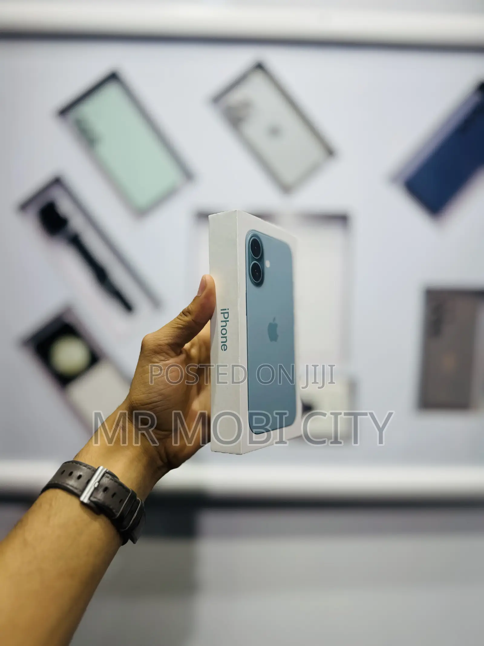 New Apple iPhone 16 256 GB Green
