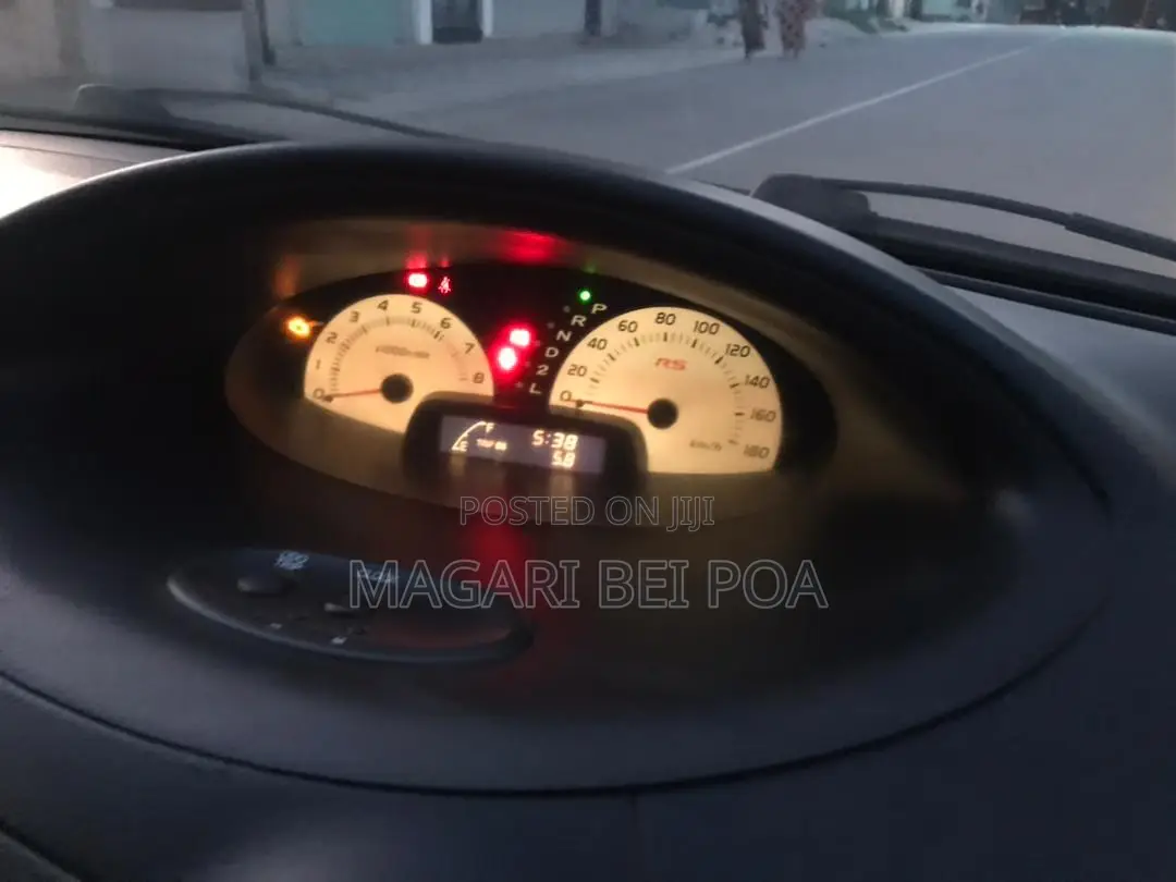 Toyota Vitz 2002 Black