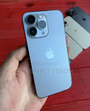 Photo - Apple iPhone 13 Pro 128 GB Blue