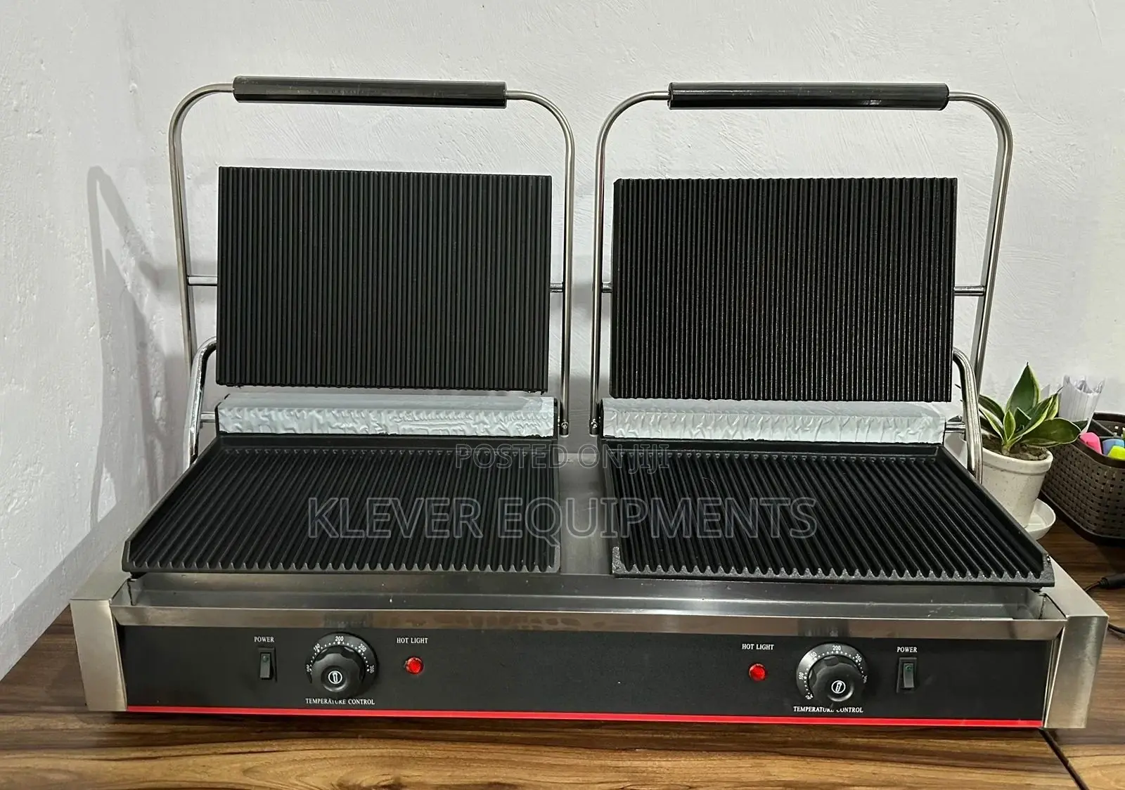 Electric Double Sandwich Grill (Panini Maker)