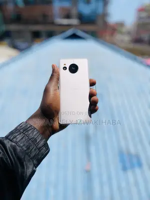 Sharp Aquos sense7 128 GB Gray