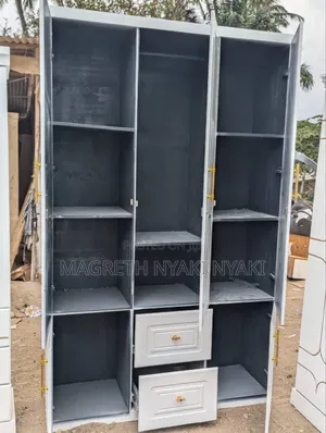 Nauza Kabati