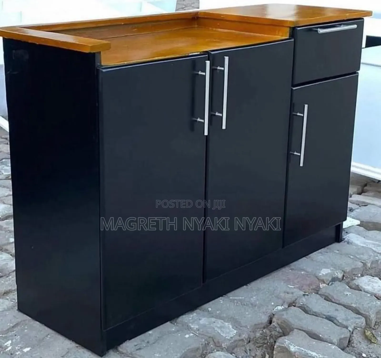 Nauza Kitchen Cabin