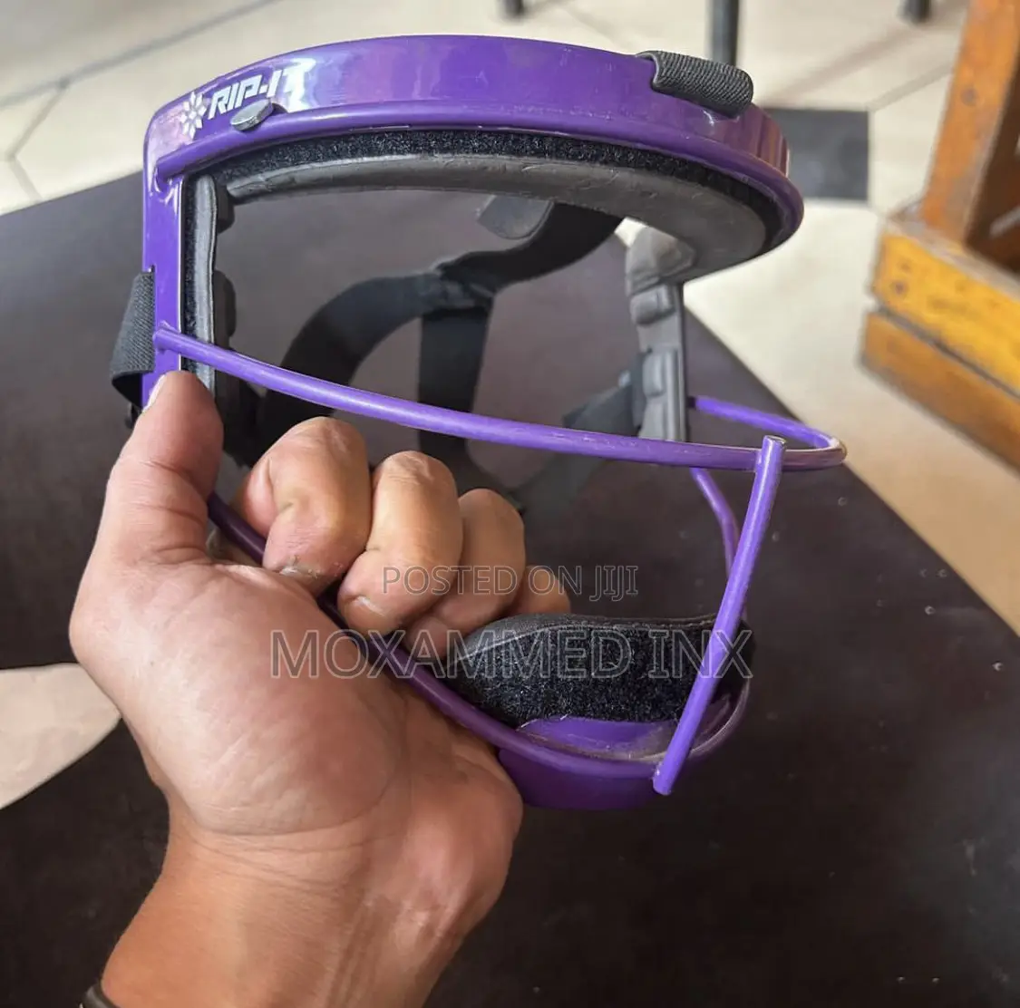 Rip-It Defense Softball Fielder’S Mask