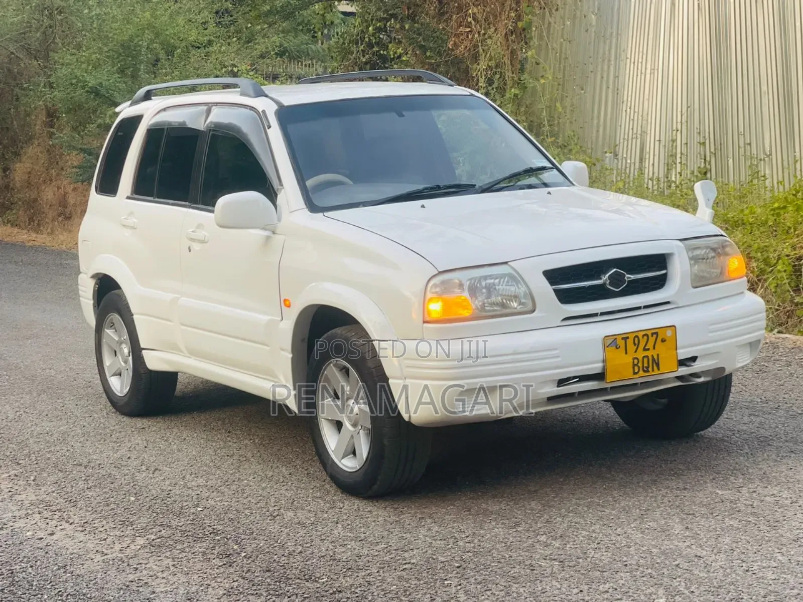 Suzuki Vitara 2001 White
