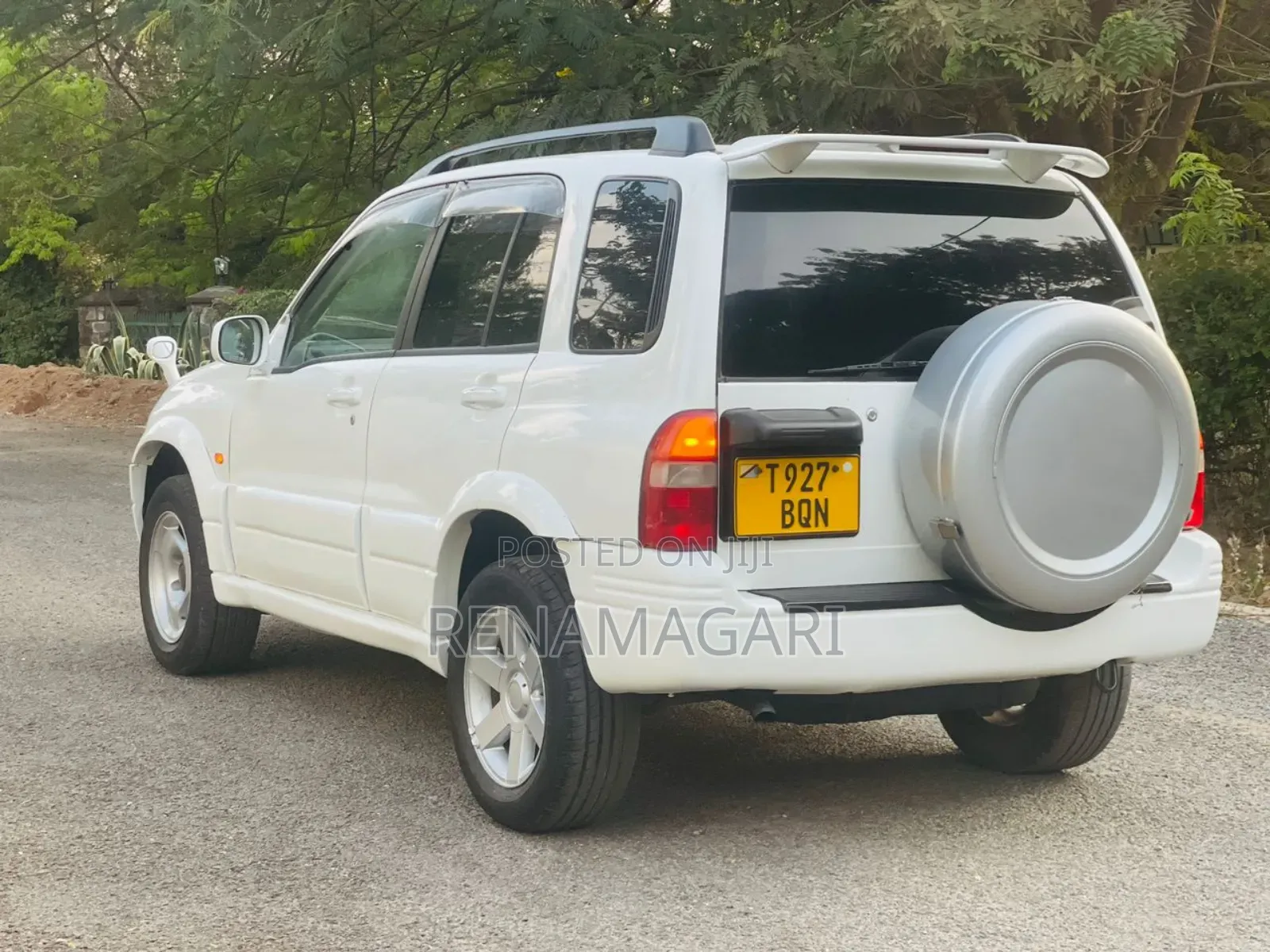 Suzuki Vitara 2001 White