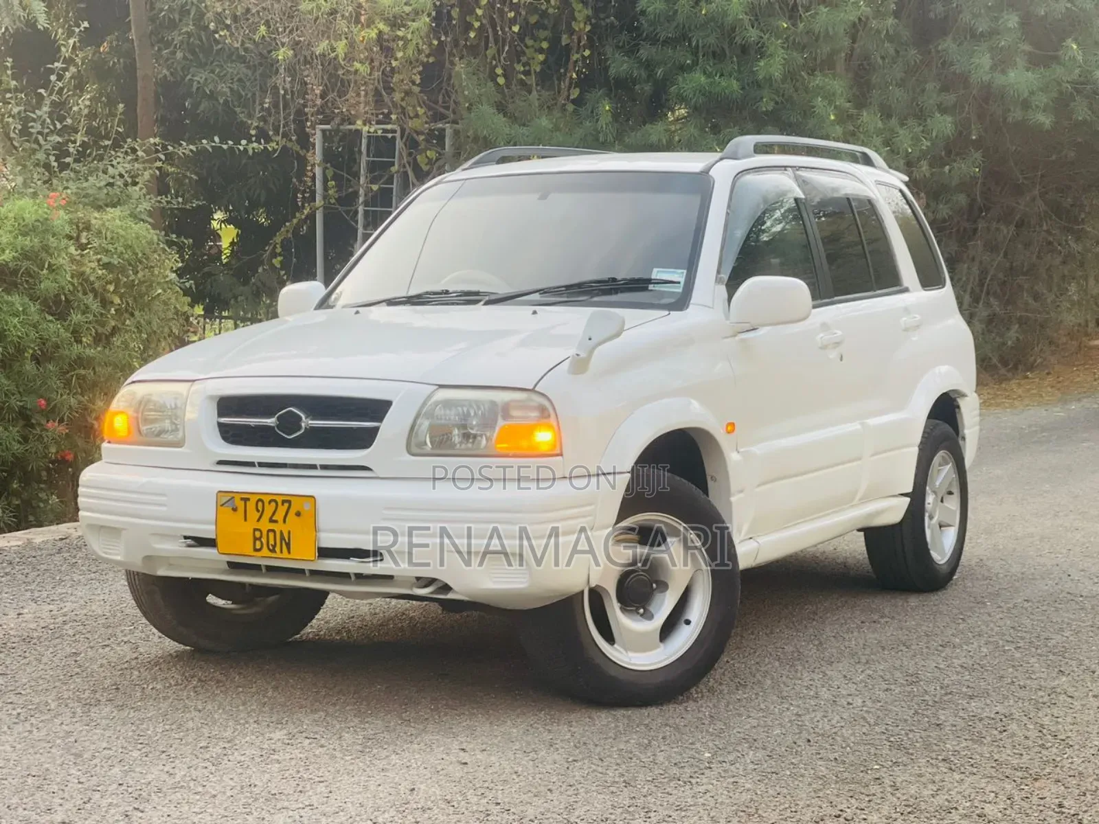 Suzuki Vitara 2001 White