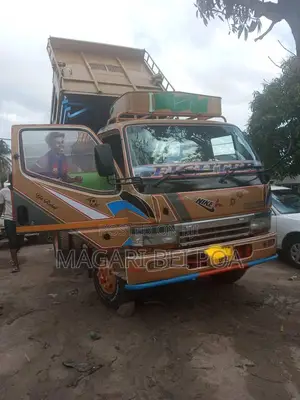 Fuso Tipper