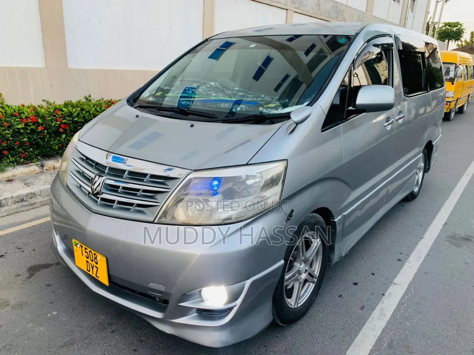 Toyota Alphard 2009 Gray