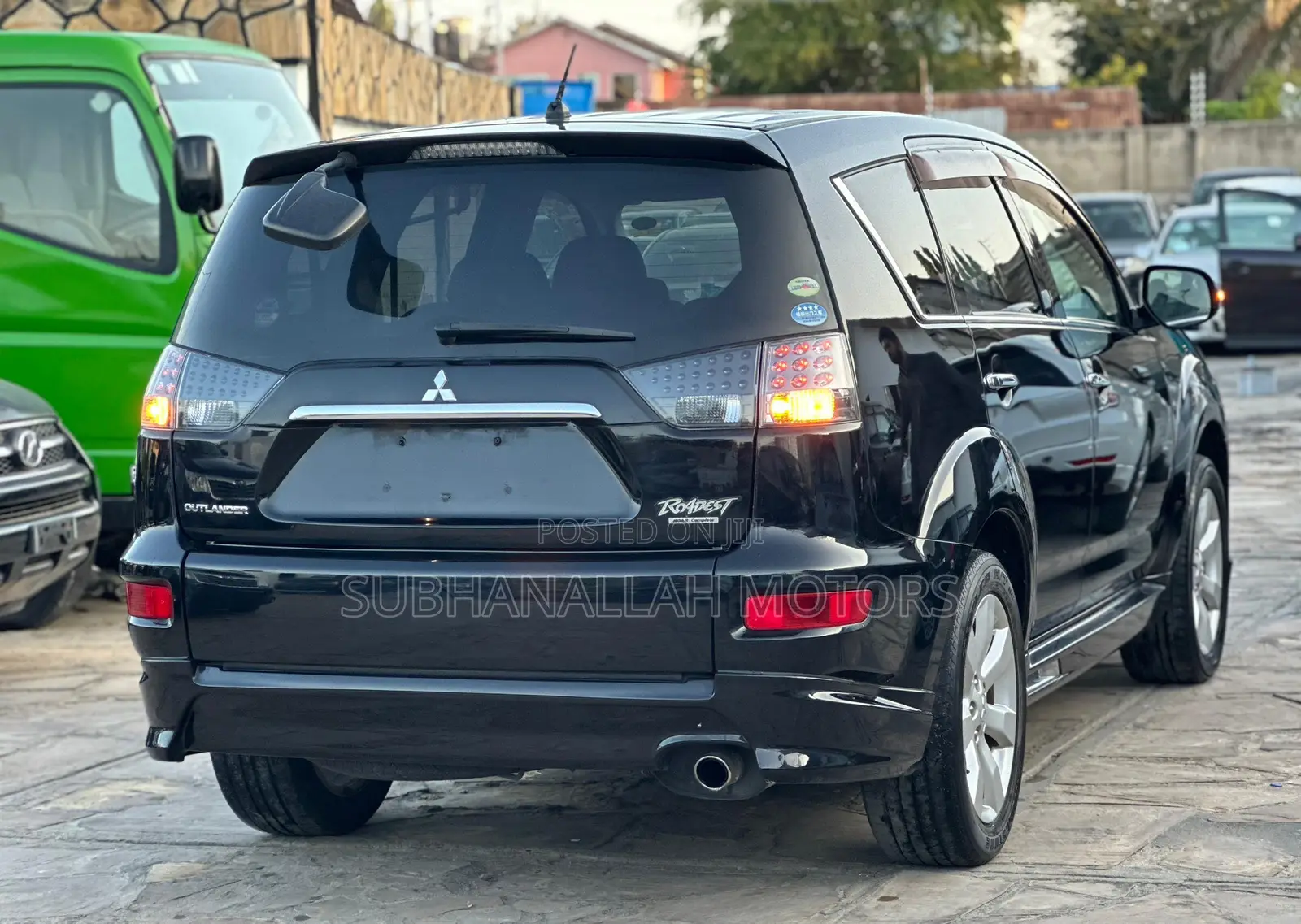 Mitsubishi Outlander 2011 Black