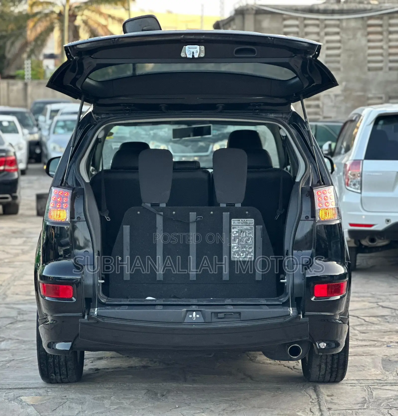 Mitsubishi Outlander 2011 Black