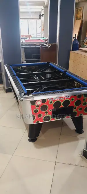 Pooltable/Snooker Table
