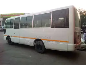 Nissan Civilian 2002 White