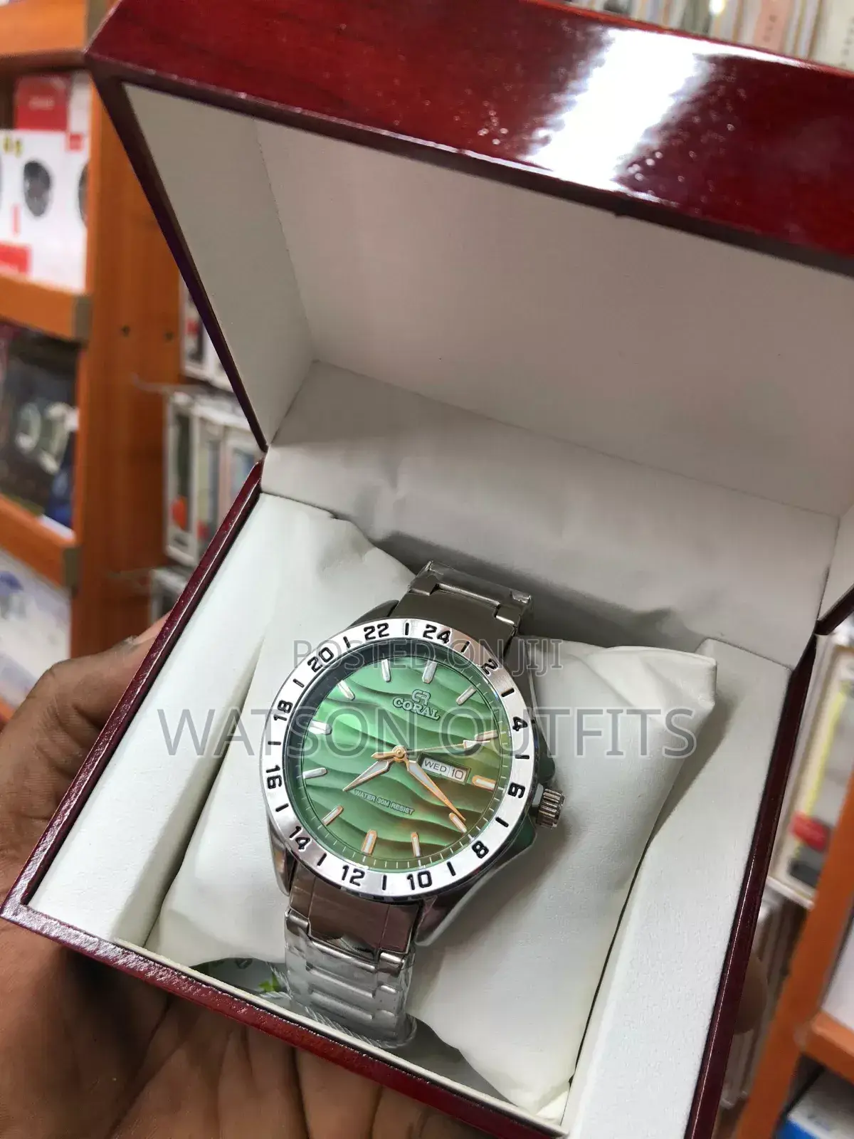 Saa Mpya Zinaonesha Siku Na Tarehe